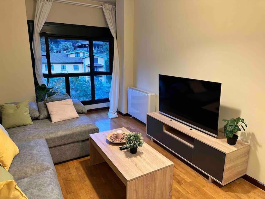 Apartamento Con Vistas A La Montana Infiesto Esterno foto